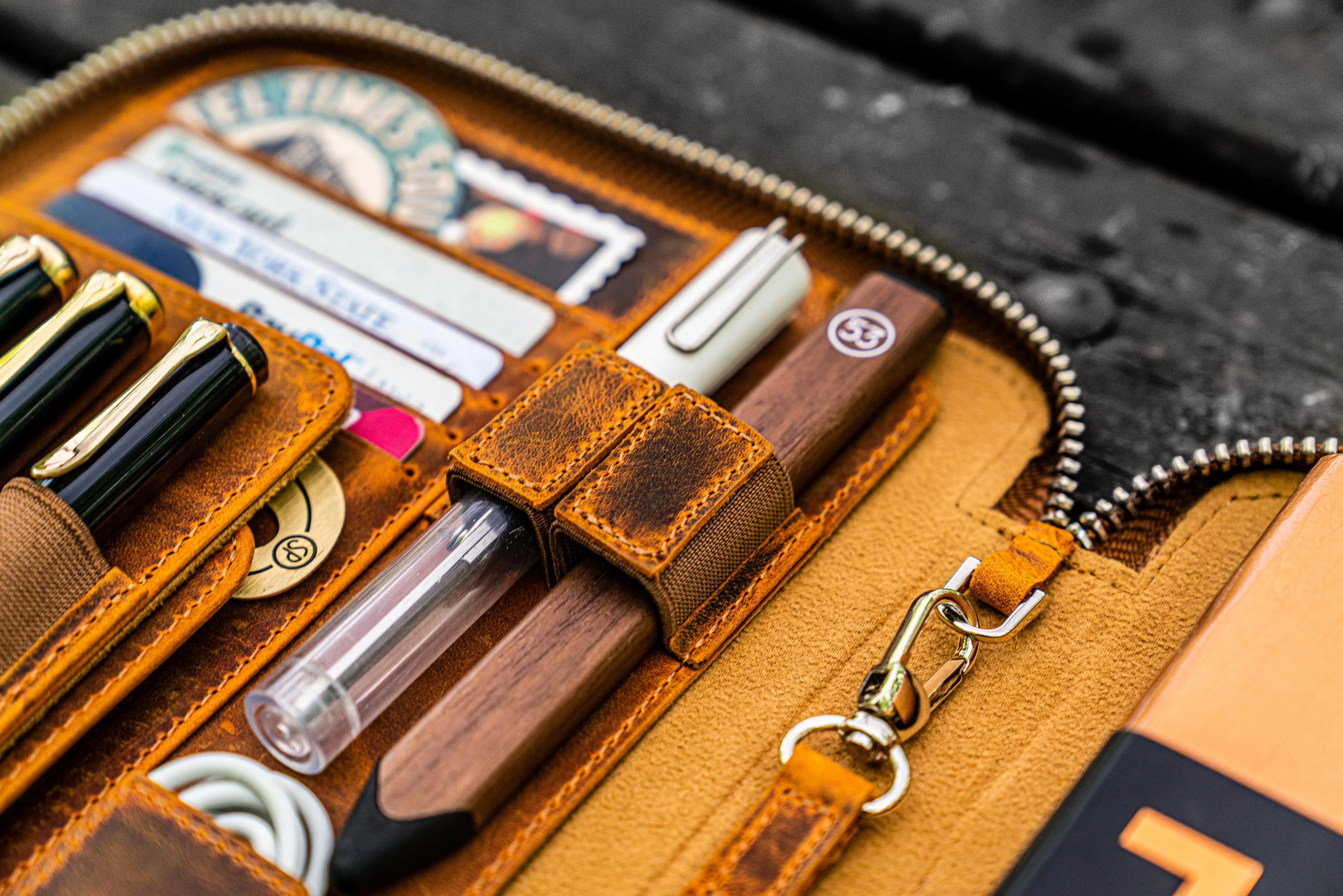 Leather Zippered A5 Leuchtturm1917  Notebook Folio - Crazy Horse Brown