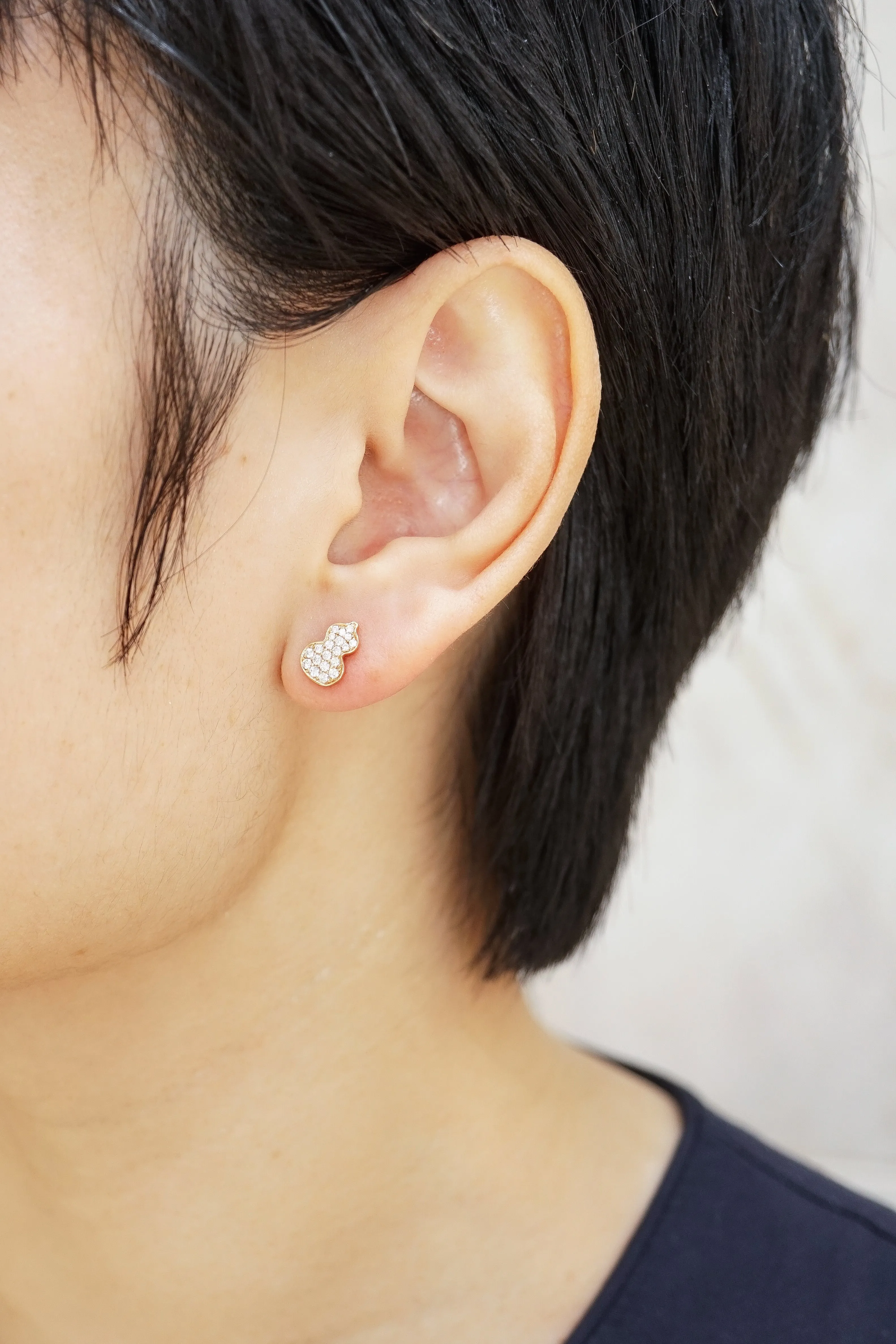 Petite Wulu Ear Stud